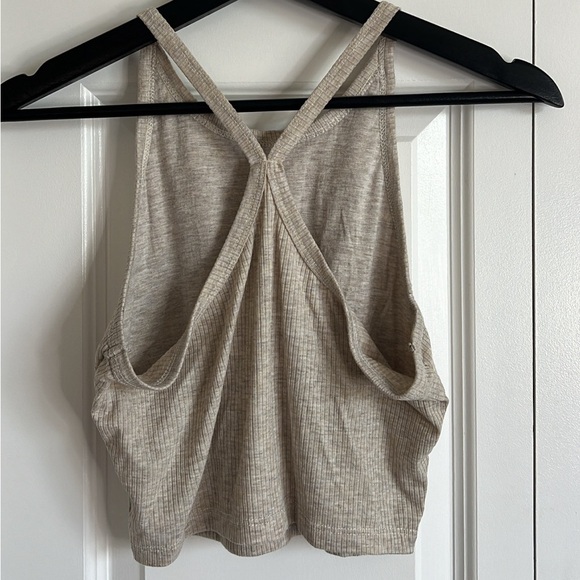 Me to We Tank - Picture 3 of 3